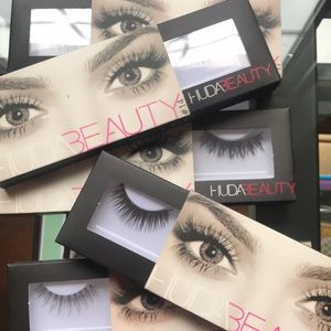 💕 2- 20  Lashes for days!